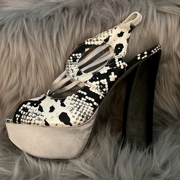 Kayleen Black & White snake print Victoria Heels w/ Silver Platform Y2K size 8.5 - Picture 6 of 15